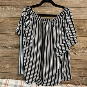 Violet and Claire off the shoulder stripped shirt- size 3x- great condition!